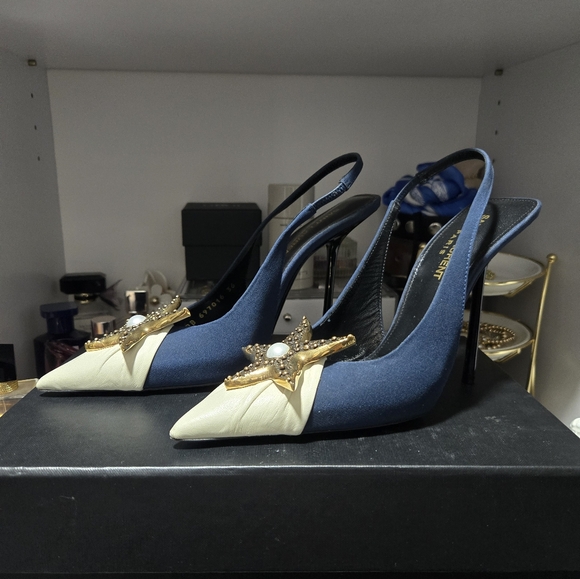 YSL Elegant Blue and Cream Slingback Heels - Picture 3 of 7
